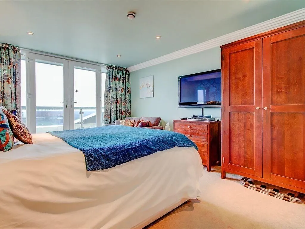 Number One South Beach Blackpool Guest house