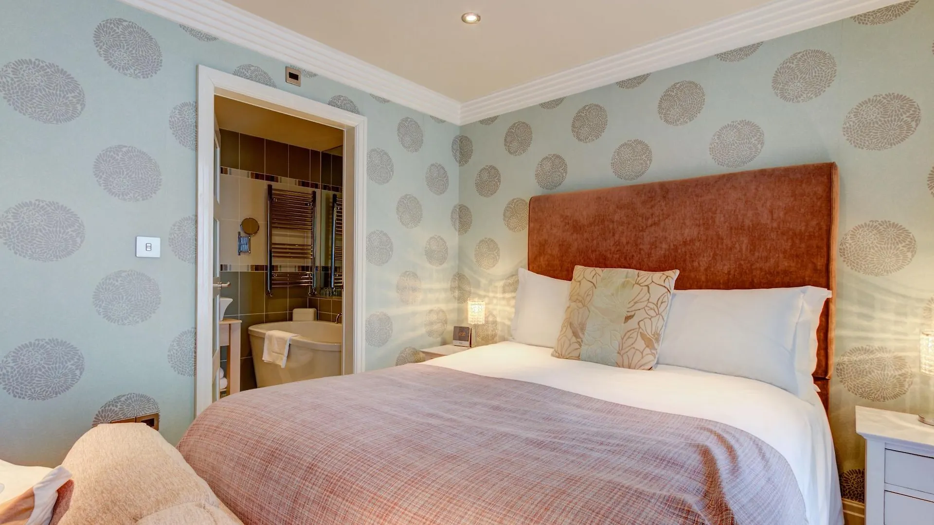 Number One South Beach Blackpool 5*,