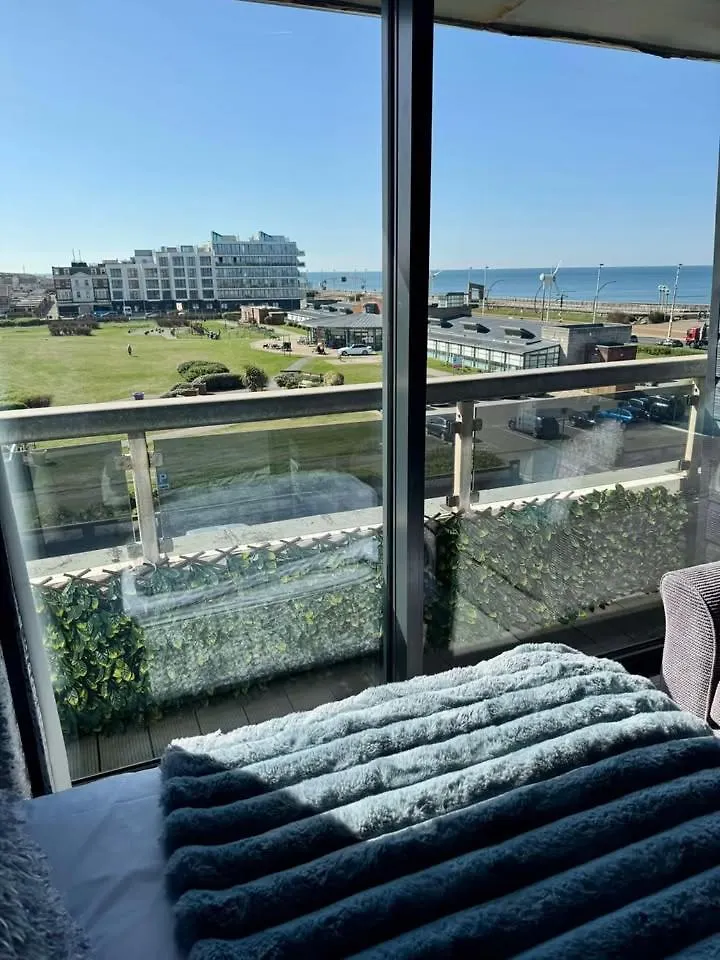 ***** Guest house Number One South Beach Blackpool United Kingdom