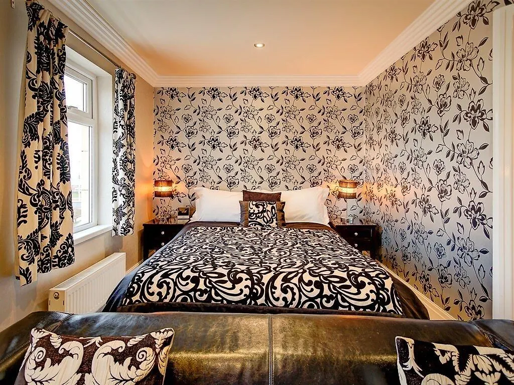 ***** Guest house Number One South Beach Blackpool United Kingdom